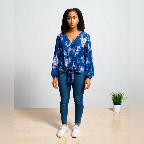 Casual V Neck Tie Front Floral Blouse - Picture 7 of 7